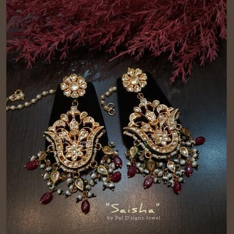 Saisha Earings in Kundan