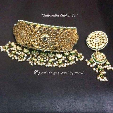 Gulbandhi choker set Gulbandhi choker set