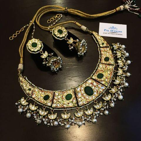 Emerald Gangauri Moti Set Emerald Gangauri Moti Set
