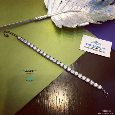 Victorial Bracelet Victorial Bracelet