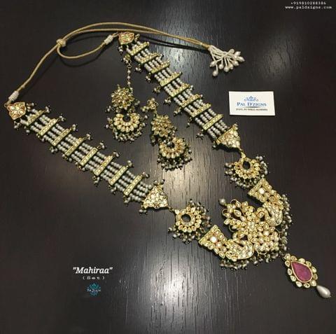Mahiraa Necklace Set Mahiraa Necklace Set