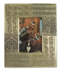 Brass and wood photo frame "Mughal Splendour" pf19