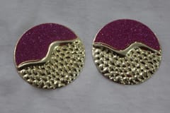 Metallic resplendent rich button brooch
