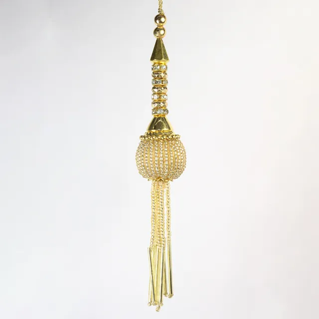 Simple chic grand festive glorious style refined celebrations tassels