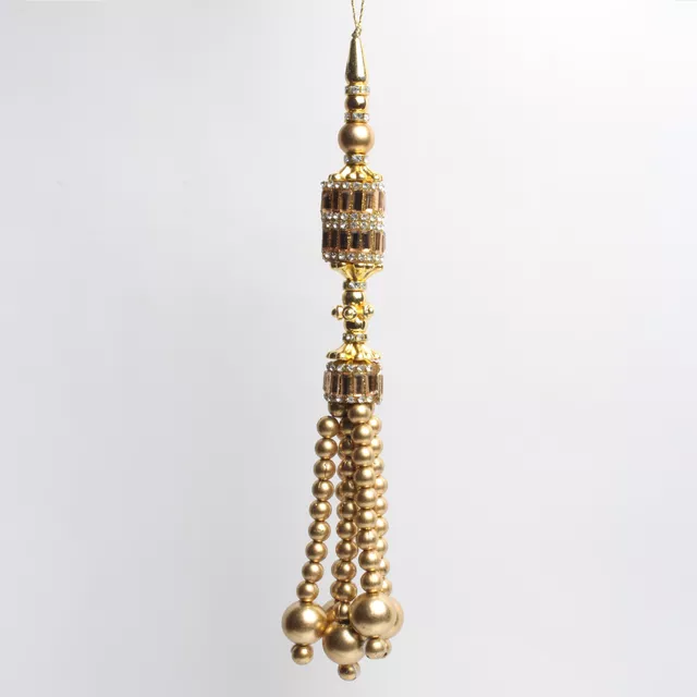 Orba-bead center feature chandelier fancy look grand opulent hangings