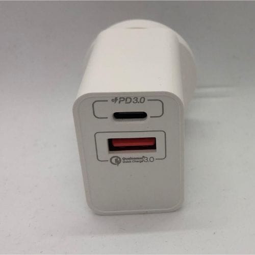 MOMAX ONEPLUG PD3.0 20W USB-C FAST CHARGER ADAPTOR - WHITE