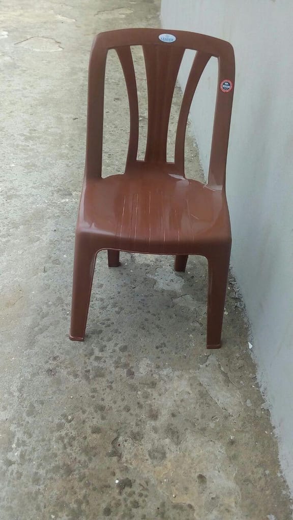 Leader Strong Plastic Chairs 100% Virgin, for Indoor