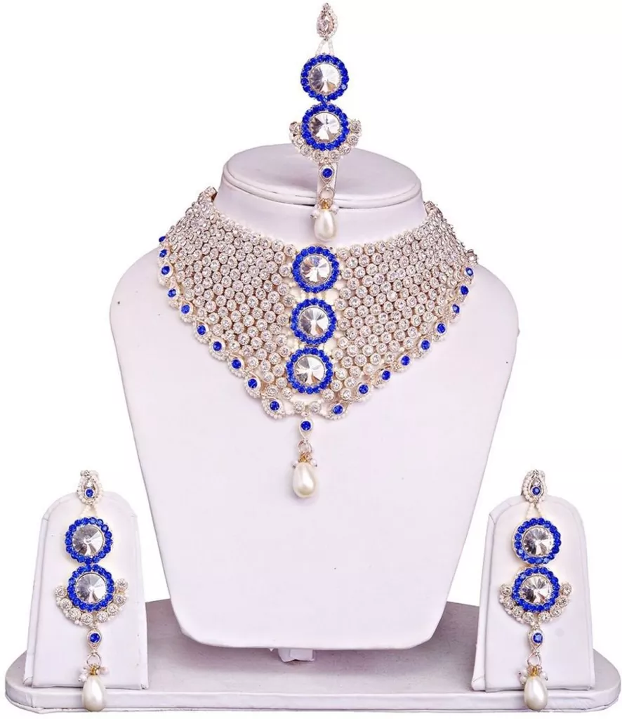 Fashion Jewels Exclusive Necklace set With Earrings &Maang Tikka