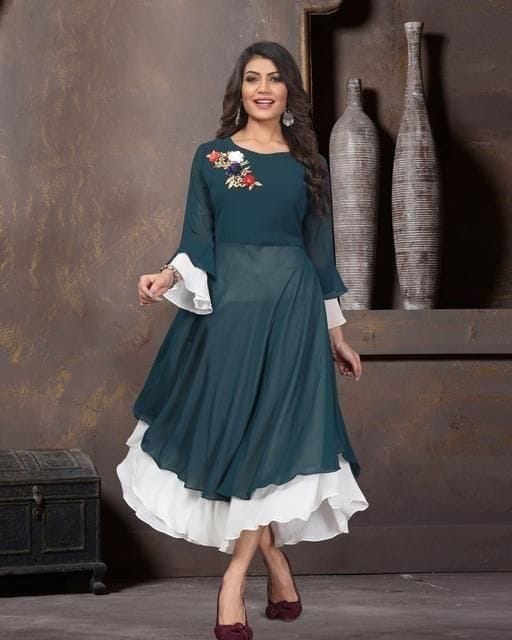 Fashionable Faux Georgette Gown