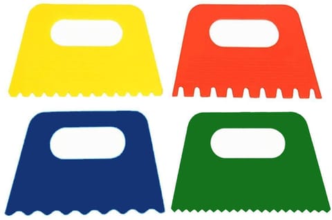 Plastic Paint scrapers for Water, Oil and Other Types of Painting (Pack of 4 Pcs)