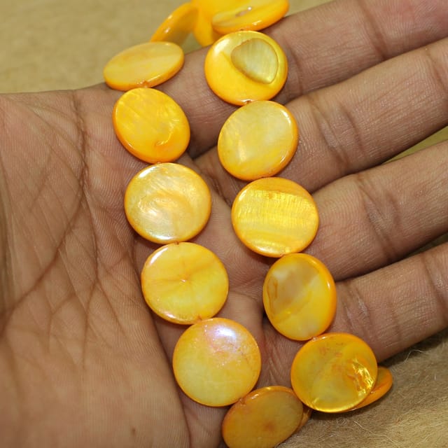 18mm Disc Shell Beads Yellow, 1 String