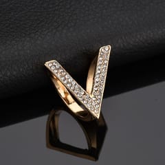 V-shaped Silk Scarf Buckle Gold-Plated Water Drill Brooch