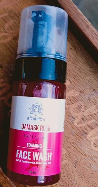 Damask Rose Foaming Facewash - 110 ml Anti Aging