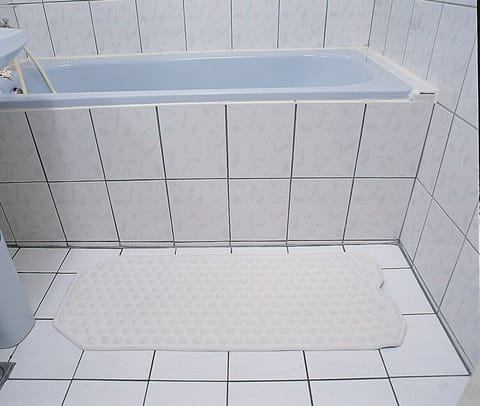 Extra Long Bath Mat With Non Slip Surface