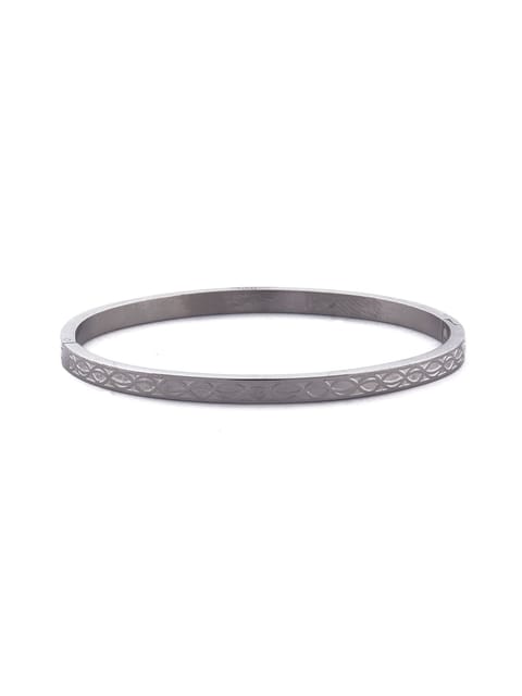 Western Kada Bracelet in Silver color and Rhodium finish - CNB4556