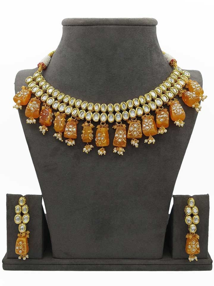 Kundan Necklace Set in Gold finish - CNB9333