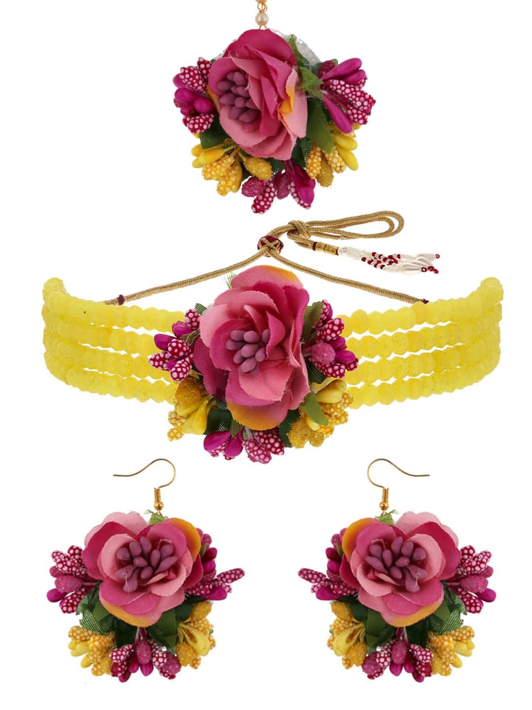 Floral Choker Necklace Set in Gold finish - KYR45