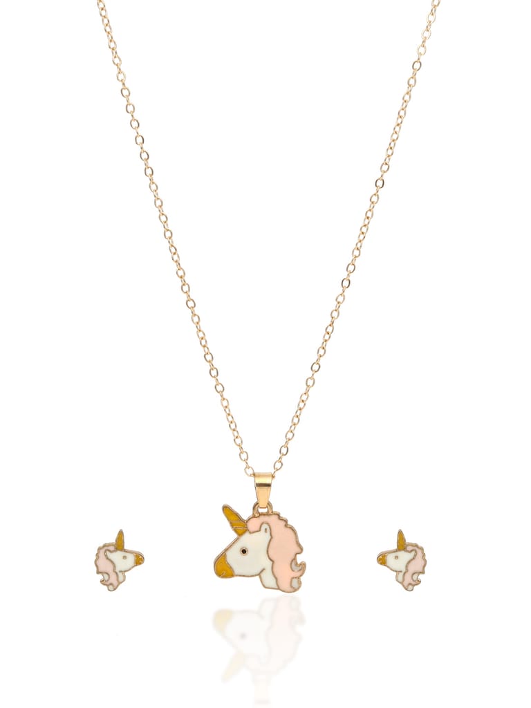 Western Pendant Set in Gold finish - CNB27880