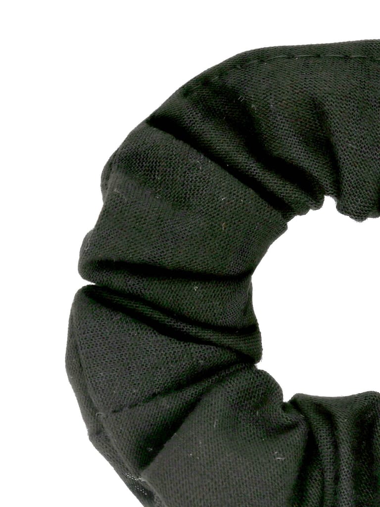 Plain Scrunchies in Black color - BHE5062