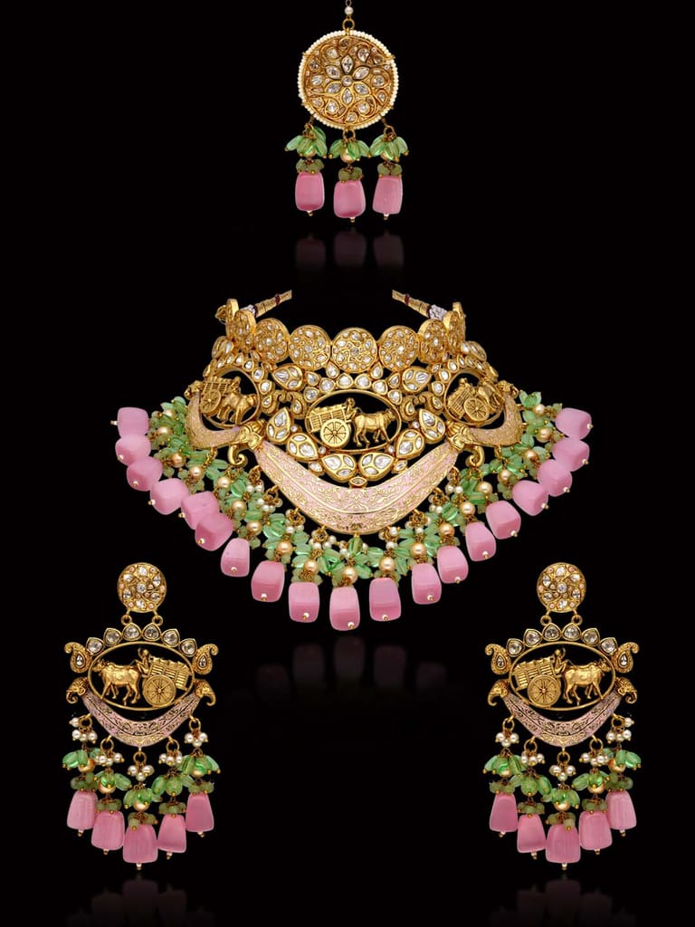 Kundan Choker Necklace Set in Gold finish - CNB30774