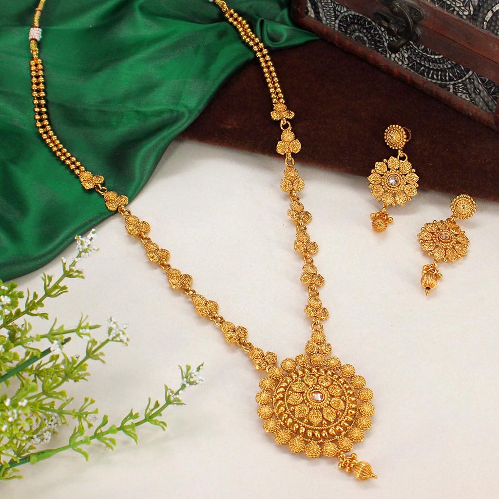 Antique Long Necklace Set in Gold finish - AMN256