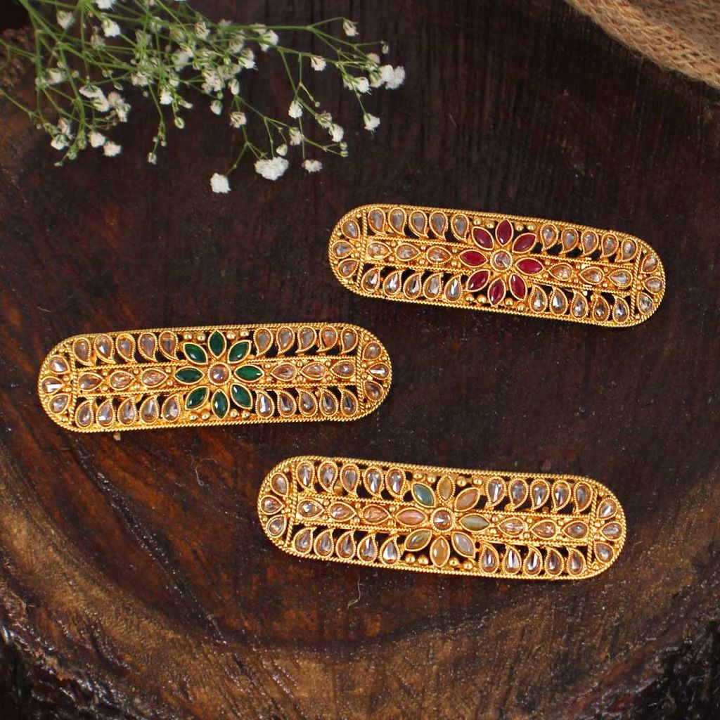 Antique Hair Clip in Gold finish - CNB30443