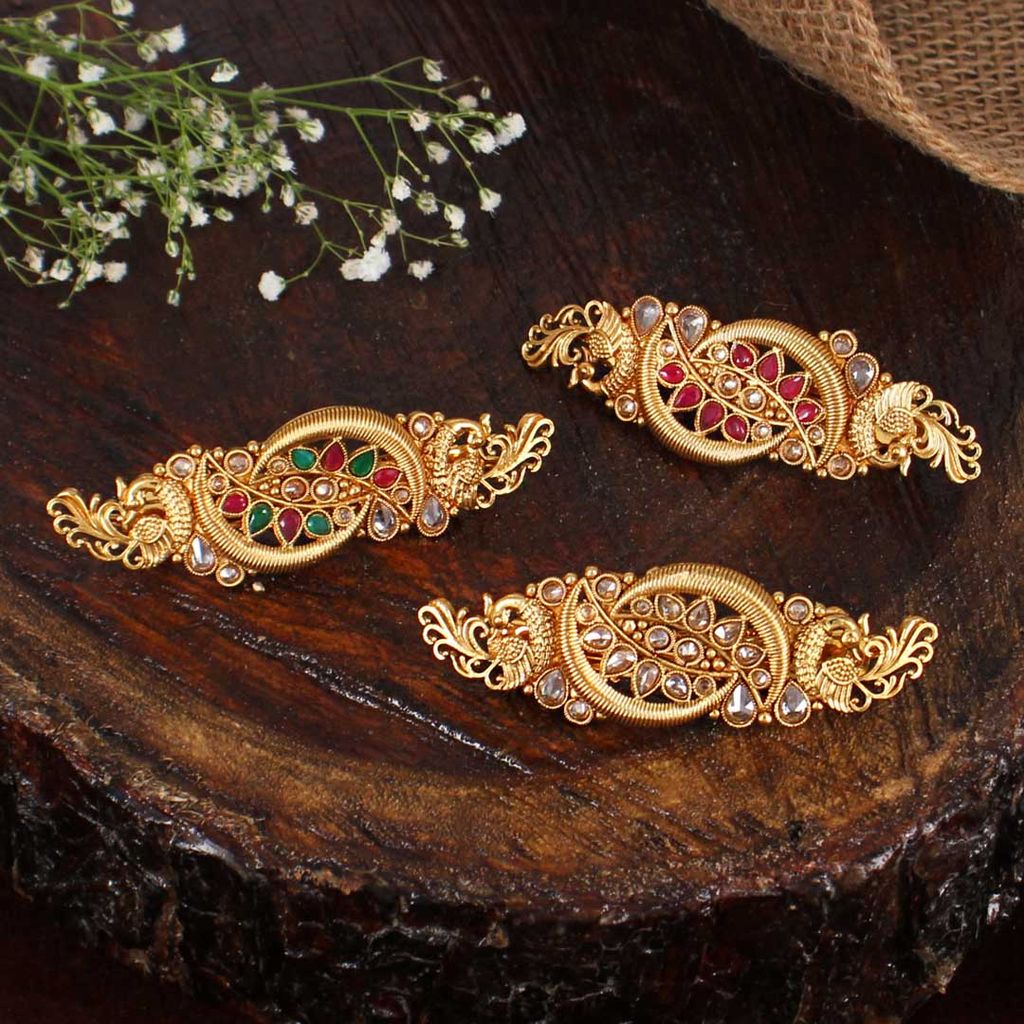 Antique Hair Clip in Gold finish - CNB30453