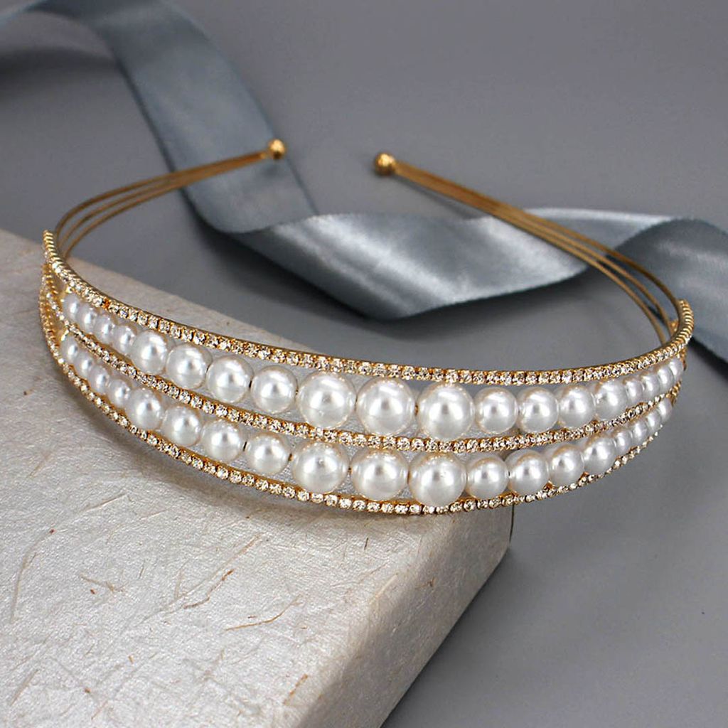 Pearls Hair Band in Gold finish - PARA159GO
