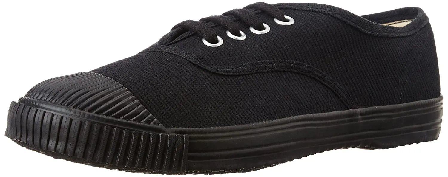 black canvas tennis shoes