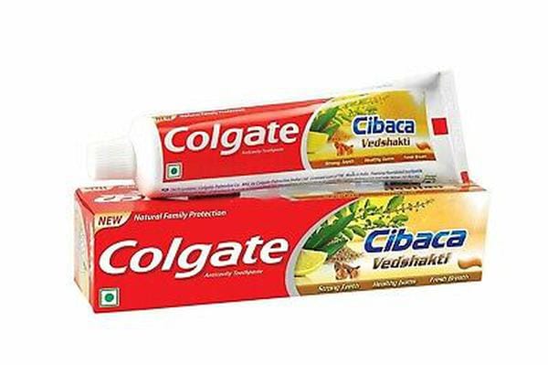 Colgate Cibaca Vedshakti, 160 gm( With TB Free Inside)