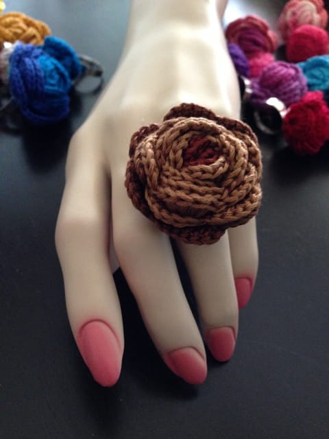 Brownie Crochet Finger Ring