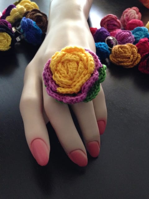 Classy Crochet Finger Ring