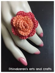 English Lady Crochet Finger Ring