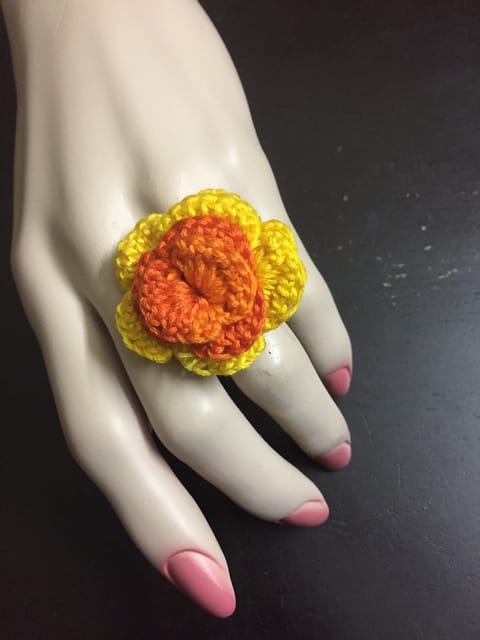 Sunny Rose Crochet Finger Ring