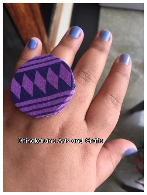 Purple Diamonds Fingerring