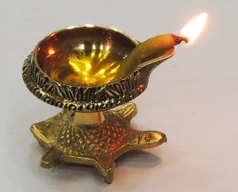 Brass Table Decor Oil Lamp Deepak On Tortoise  (MOQ- 12 Pcs.) - 1.9*1.6*1.5 inch (Z141 A)