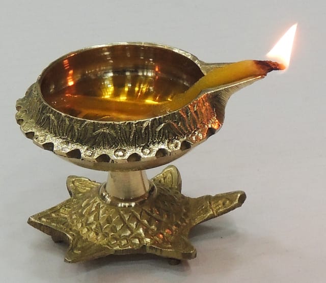 Brass Table Decor Oil Lamp Deepak On Tortoise  (MOQ- 6 Pcs.) - 3*2.5*2.4 inch (Z141 D)