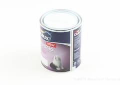 Dulux Pearlglo Solvent Based White 1L