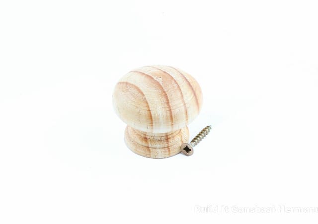 Wooden Knob 43mm Pine Lacquered