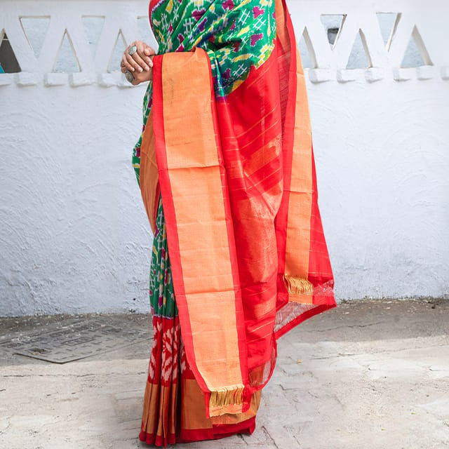 Pochampally Ikkat Silk Saree / Green Colour / Red & Gold Border HPISSTL0121