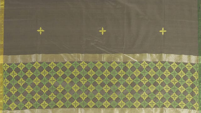 Kadwa Booti With Silk Thread Dupatta.