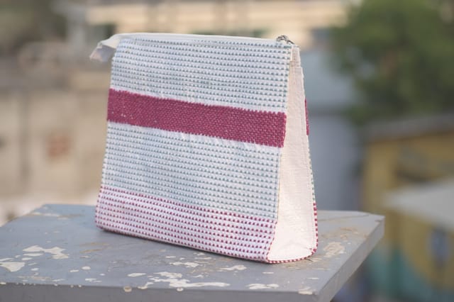 White Taat Wool Travel Pouch (Pink)
