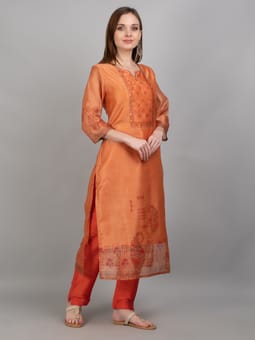 3/4 Sleeve Kurta With Trouser Closer Two
