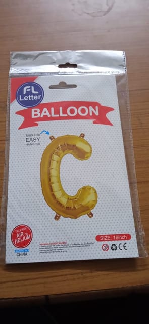 foil letter balloon (C) golden