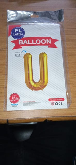 foil letter balloon (U) golden