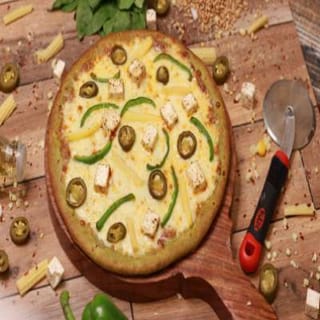 Tandoori Paneer Pizza-Medium (serves 2, 24.5 Cm)